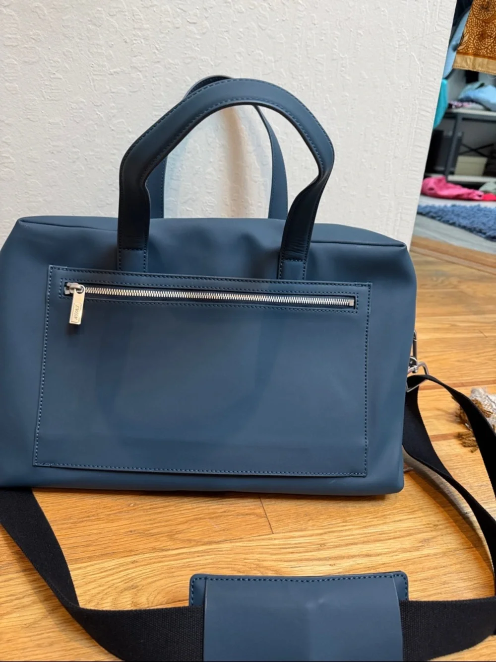 AWAY Everywhere Tote Bag/Carry-on Bag (The Original Bag) - Picture 5 of 9